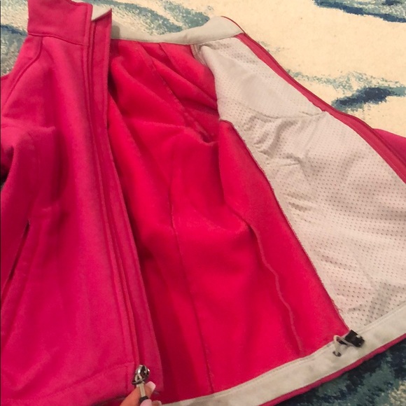 The North Face Apex Bionic Cerise Pink Jacket - Picture 6 of 6